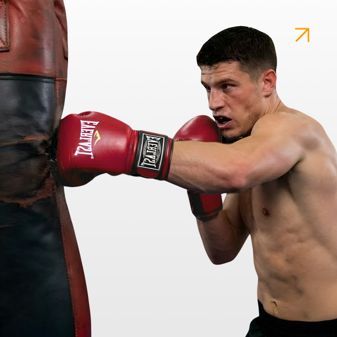 купить боксерские перчатки Everlast 6 унций (6 oz) красный